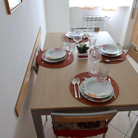 דירות לה ספציה Granny House מראה חיצוני תמונה