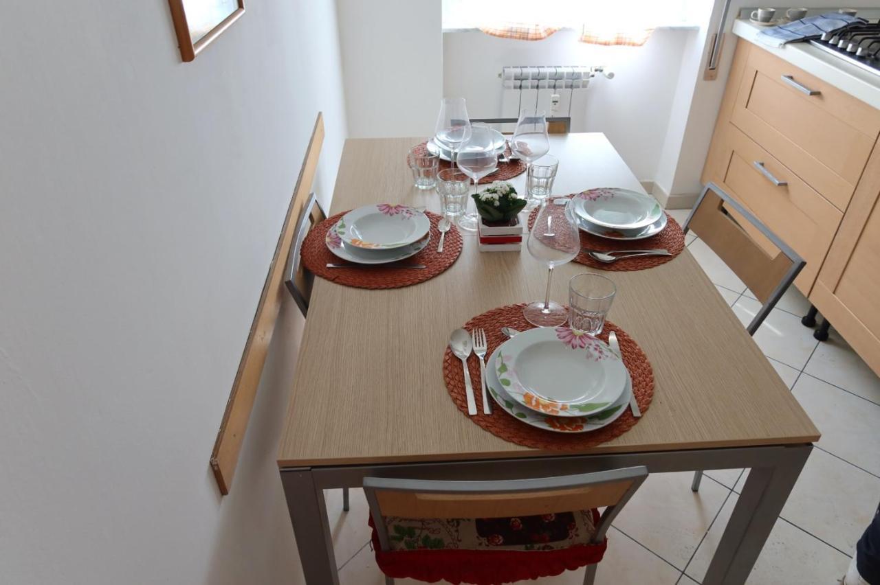 דירות לה ספציה Granny House מראה חיצוני תמונה