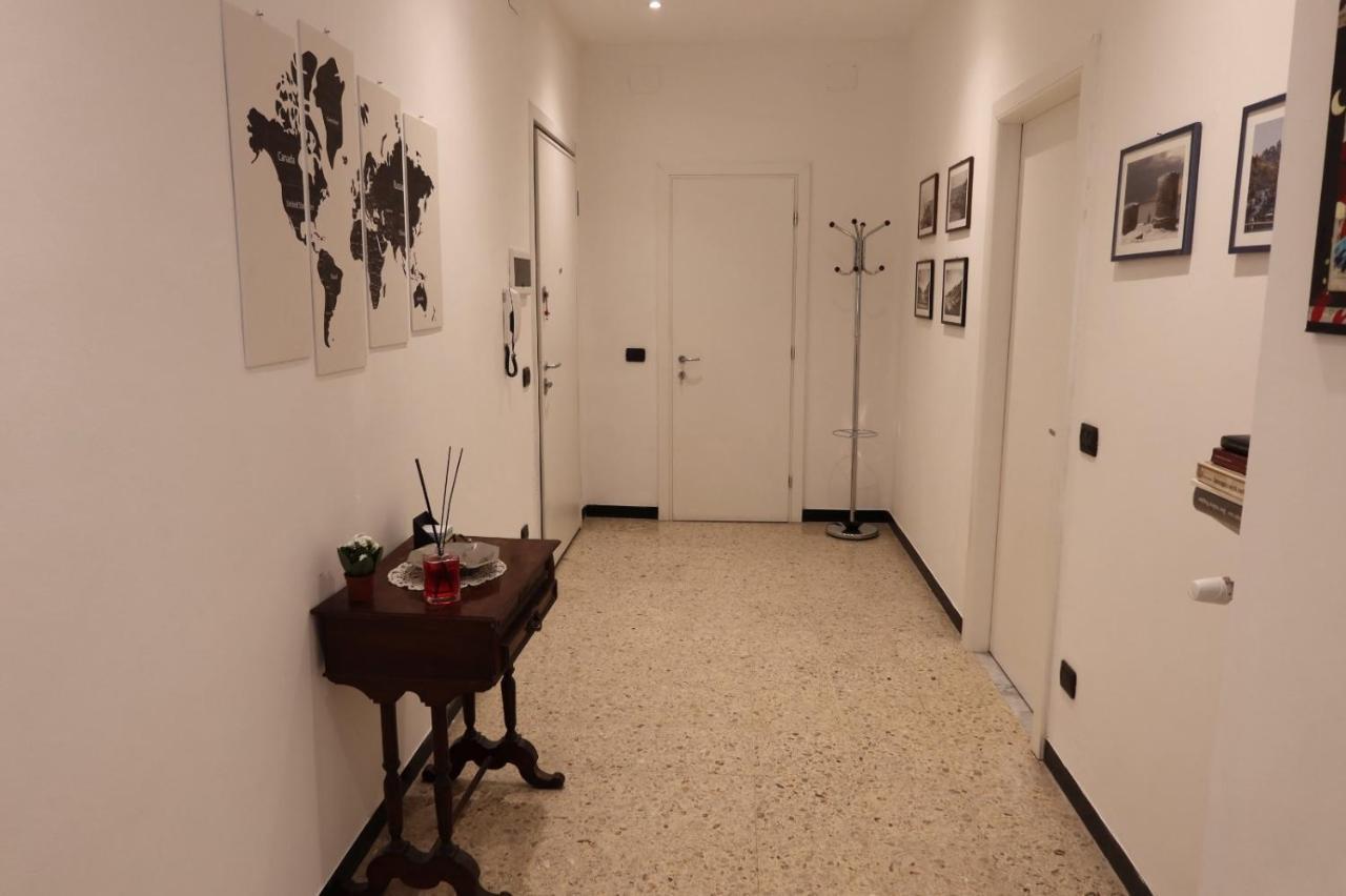 דירות לה ספציה Granny House מראה חיצוני תמונה