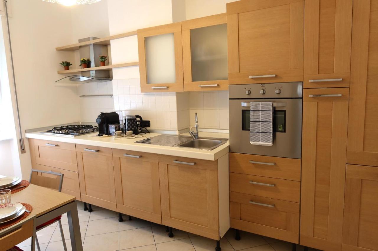 דירות לה ספציה Granny House מראה חיצוני תמונה